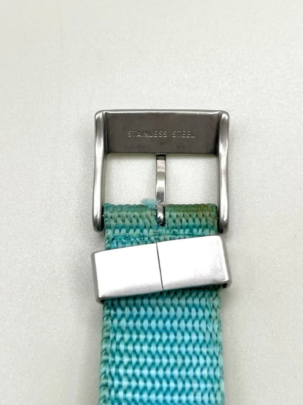 Vintage Y2K Diesel DZ-2117 Turquoise Dial Stainless Steel Quartz Watch Analog